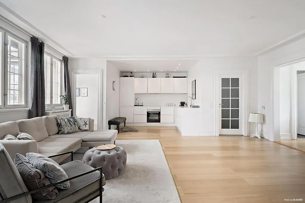 Heart Of Downtown - Modern & Balcony Apartment Copenhagen